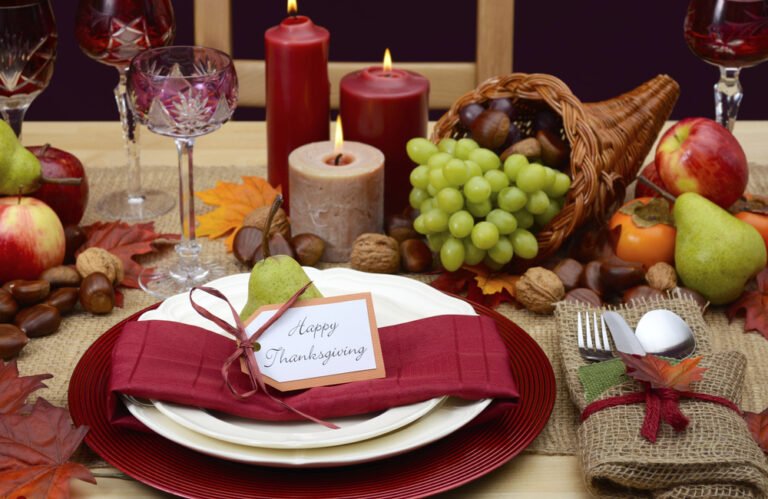 Secret Styling Tips For An Unforgettably Cozy Fall Table